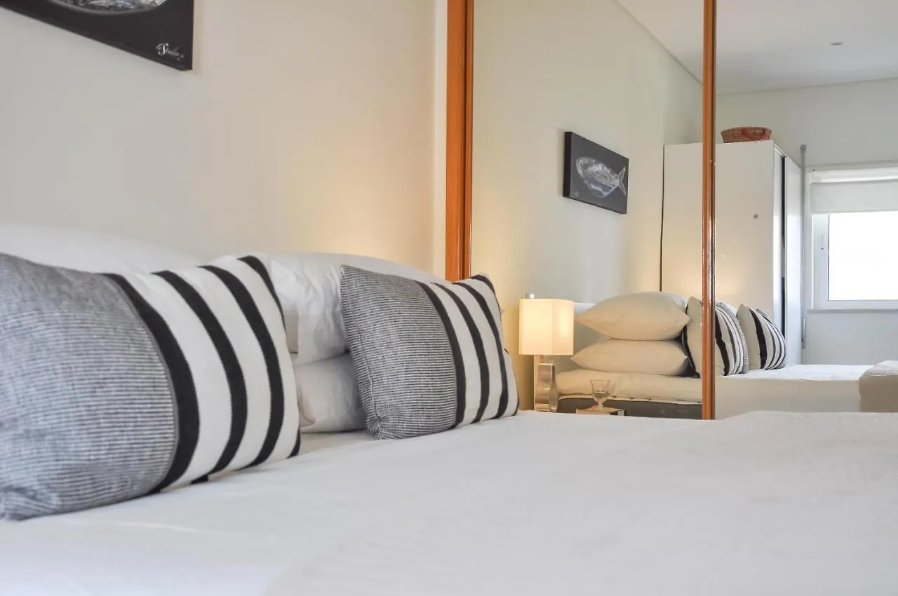 Apartment Lovelystay - 2Br Modern, Pool Access, Close To Marina & Beach Quarteira Portugal